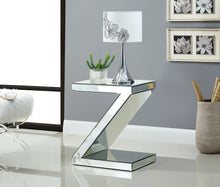 Load image into Gallery viewer, Zee End Table