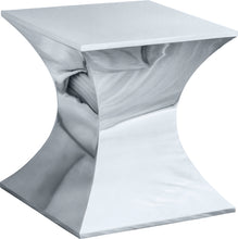 Load image into Gallery viewer, Russo End Table