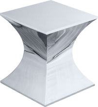 Load image into Gallery viewer, Russo End Table