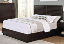 Load image into Gallery viewer, QUEEN BED