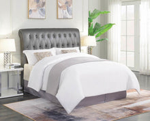 Load image into Gallery viewer, EASTERN KING BED