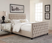 Load image into Gallery viewer, QUEEN BED