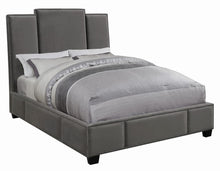Load image into Gallery viewer, QUEEN BED