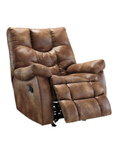 Load image into Gallery viewer, Darshmore Recliner