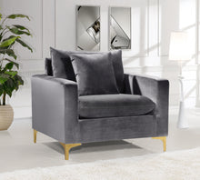 Load image into Gallery viewer, Naomi Black Velvet Chair
