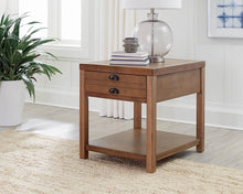 Load image into Gallery viewer, Occasional Group Casual Light Oak End Table