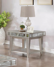 Load image into Gallery viewer, Bling Mirrored End Table