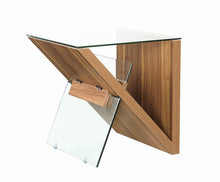 Load image into Gallery viewer, End Table