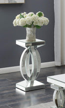 Load image into Gallery viewer, Contemporary Silver Mirrored Side Table