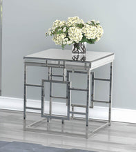 Load image into Gallery viewer, End Table
