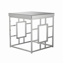 Load image into Gallery viewer, End Table