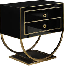 Load image into Gallery viewer, Alyssa Side Table