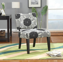 Load image into Gallery viewer, ACCENT CHAIR