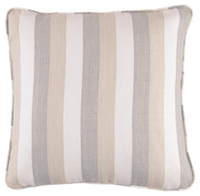 Load image into Gallery viewer, Mistelee Pillow Set of 4