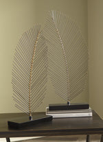 Load image into Gallery viewer, Eleutheria Sculpture Set of 2