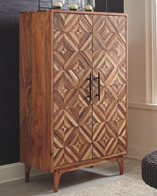 Load image into Gallery viewer, Gabinwell Accent Cabinet