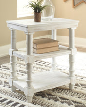 Load image into Gallery viewer, Dannerville Accent Table