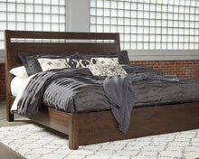 Load image into Gallery viewer, Starmore Queen Panel Bed