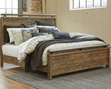 Load image into Gallery viewer, Sommerford King Panel Bed