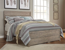 Load image into Gallery viewer, Culverbach Queen Panel Footboard