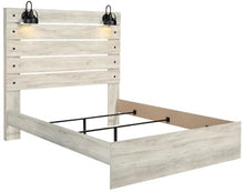 Load image into Gallery viewer, Cambeck Queen Panel Footboard