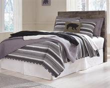Load image into Gallery viewer, Derekson Full Panel Headboard