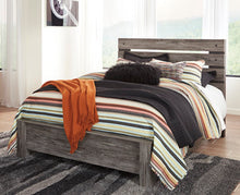 Load image into Gallery viewer, Cazenfeld Queen Panel Footboard