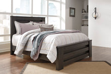Load image into Gallery viewer, Brinxton Queen Panel Footboard