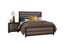 Load image into Gallery viewer, Harlinton Ashley Bed 5-Piece Bedroom Package