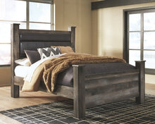 Load image into Gallery viewer, Wynnlow Queen Upholstered Poster Headboard