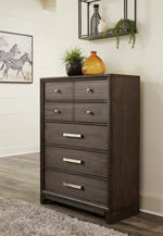 Load image into Gallery viewer, Brueban Chest of Drawers