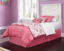 Load image into Gallery viewer, Kaslyn Twin Panel Headboard