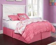 Load image into Gallery viewer, Kaslyn Full Panel Headboard