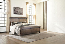 Load image into Gallery viewer, Lakeleigh Queen Panel Footboard
