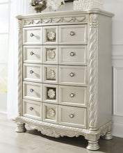 Load image into Gallery viewer, Cassimore Chest of Drawers