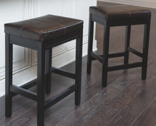 Load image into Gallery viewer, Kimonte Counter Height Bar Stool