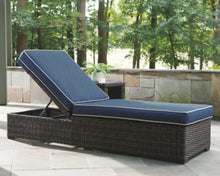 Load image into Gallery viewer, Grasson Lane Chaise Lounge with Cushion