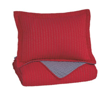 Load image into Gallery viewer, Dansby 2-Piece Twin Coverlet Set