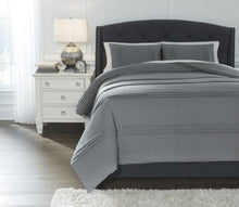 Load image into Gallery viewer, Mattias 3-Piece Queen Comforter Set