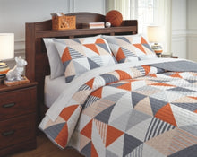 Load image into Gallery viewer, Layne 3-Piece Full Coverlet Set