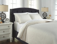 Load image into Gallery viewer, Raleda 3Piece King Coverlet Set