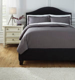 Load image into Gallery viewer, Raleda 3-Piece Queen Coverlet Set