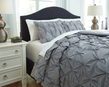 Load image into Gallery viewer, Rimy 3-Piece Queen Comforter Set