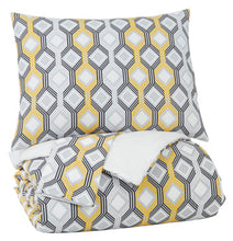 Load image into Gallery viewer, Mato 3-Piece Queen Comforter Set