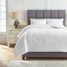 Load image into Gallery viewer, Maurilio 3-Piece Queen Comforter Set
