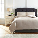 Load image into Gallery viewer, Mayda 3-Piece Queen Comforter Set