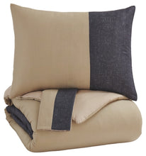 Load image into Gallery viewer, Medi 3-Piece King Comforter Set