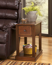 Load image into Gallery viewer, Breegin Chairside End Table