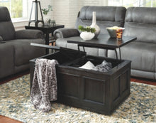 Load image into Gallery viewer, Gavelston Coffee Table with Lift Top