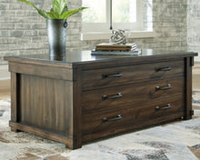 Load image into Gallery viewer, Lakeleigh Coffee Table with Lift Top